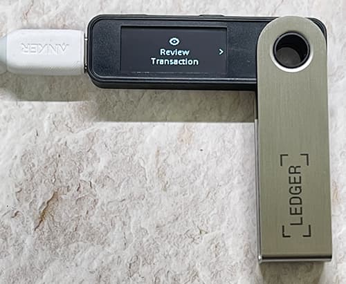 取引内容をLedger Nano S Plus（レジャーナノSプラス）で確認する