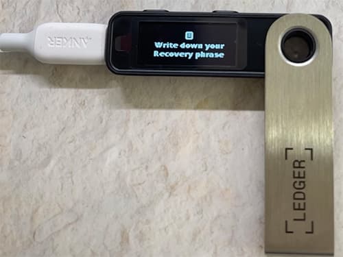 Ledger Nano S Plusのリカバリーフレーズの設定開始